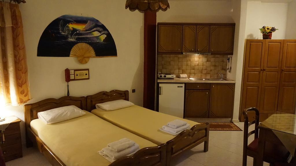 Hotel Mary Marathokampos Ruang foto